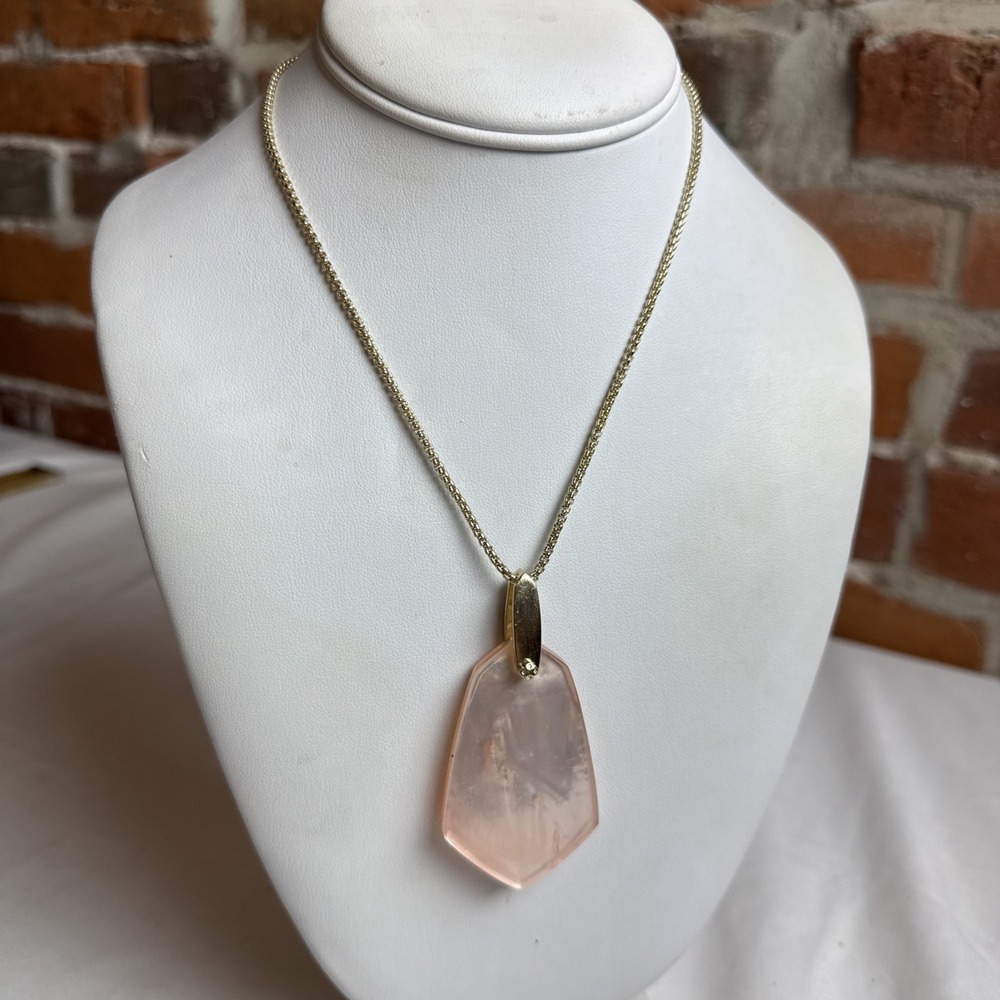 Kendra Scott Cam Peach Mot Gold Plate Over Brass Adjustable Pendant Necklace